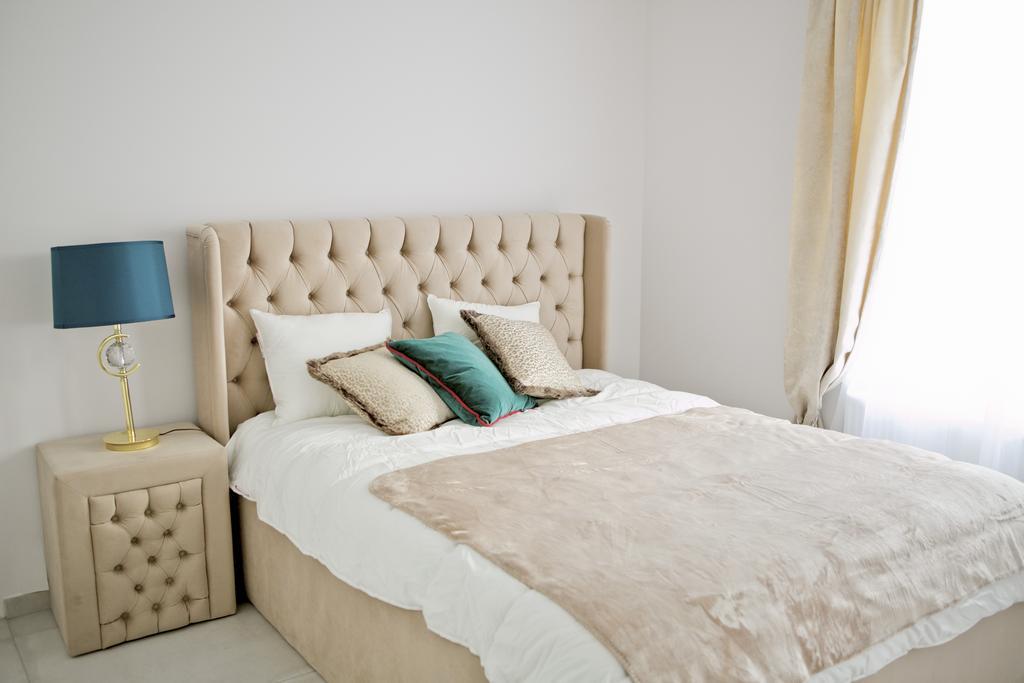 Elegant City Center Apartment 7A คราคูฟ ภายนอก รูปภาพ